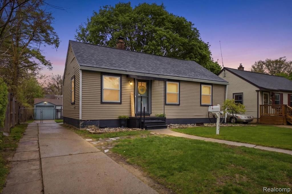 1602 Ferris Avenue, Royal Oak, MI 48067 Main Photo