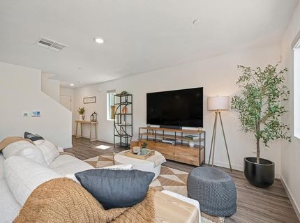 2233 Shady Tree Cir, Roseville, CA 95747 Photo