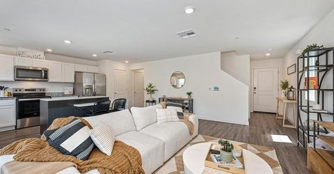 2233 Shady Tree Cir, Roseville, CA 95747 Photo