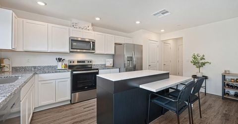2233 Shady Tree Cir, Roseville, CA 95747 Photo