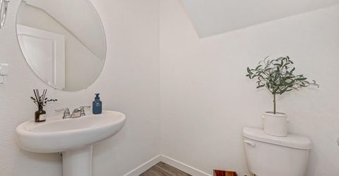 2233 Shady Tree Cir, Roseville, CA 95747 Photo