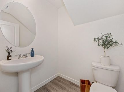 2233 Shady Tree Cir, Roseville, CA 95747 Photo