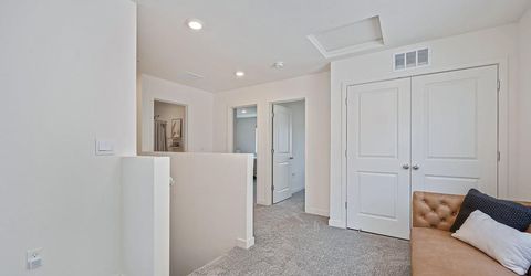 2233 Shady Tree Cir, Roseville, CA 95747 Photo