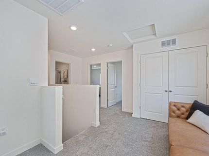 2233 Shady Tree Cir, Roseville, CA 95747 Photo