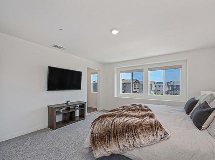 2233 Shady Tree Cir, Roseville, CA 95747 Photo