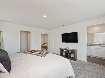 2233 Shady Tree Cir, Roseville, CA 95747 Photo