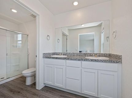 2233 Shady Tree Cir, Roseville, CA 95747 Photo