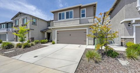 2233 Shady Tree Cir, Roseville, CA 95747 Photo
