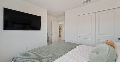 2233 Shady Tree Cir, Roseville, CA 95747 Photo