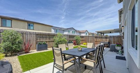 2233 Shady Tree Cir, Roseville, CA 95747 Photo