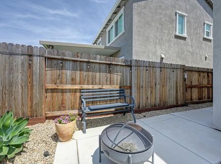 2233 Shady Tree Cir, Roseville, CA 95747 Photo