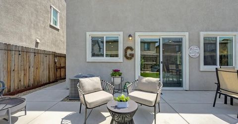 2233 Shady Tree Cir, Roseville, CA 95747 Photo