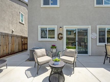 2233 Shady Tree Cir, Roseville, CA 95747 Photo