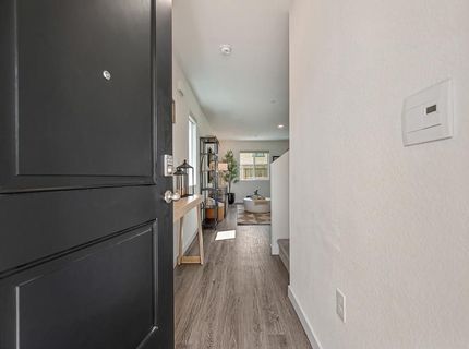2233 Shady Tree Cir, Roseville, CA 95747 Photo