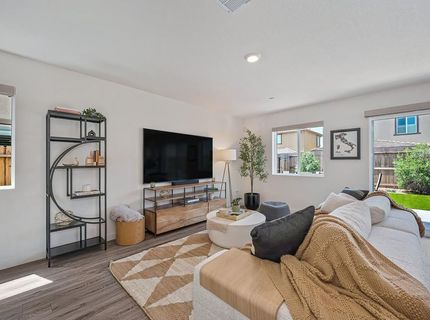 2233 Shady Tree Cir, Roseville, CA 95747 Photo