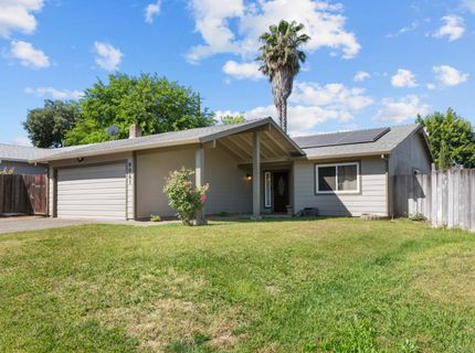 8061 Peppertree Way, Citrus Heights, CA 95621 Photo
