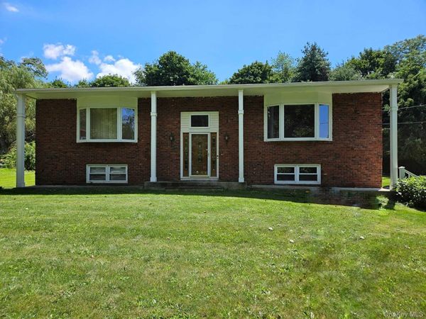21 VERPLANCK Avenue , Hopewell Junction, NY 12533