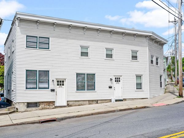 252-254 Partition Street, Saugerties, NY 12477