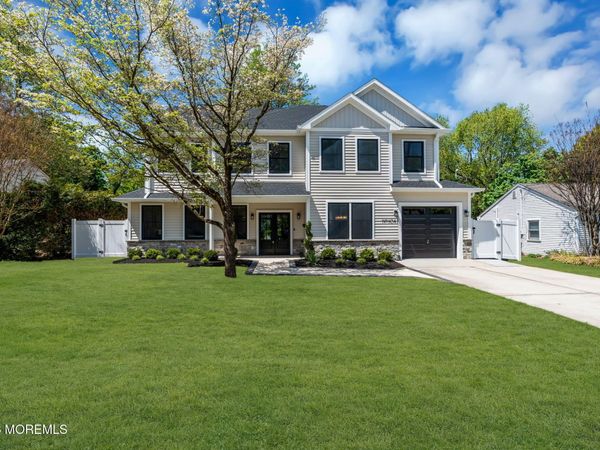 104 Garden Road, Shrewsbury Boro, NJ 07702