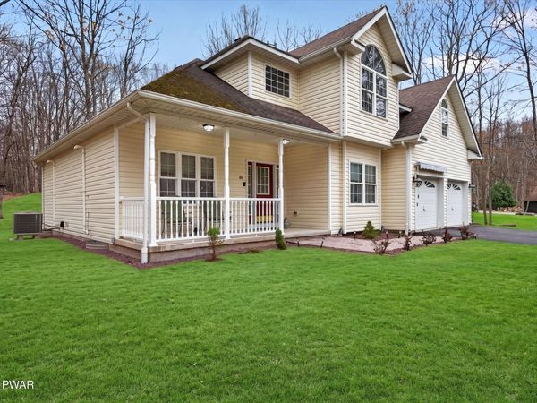 104 St Moritz Drive , Tafton, PA 18464