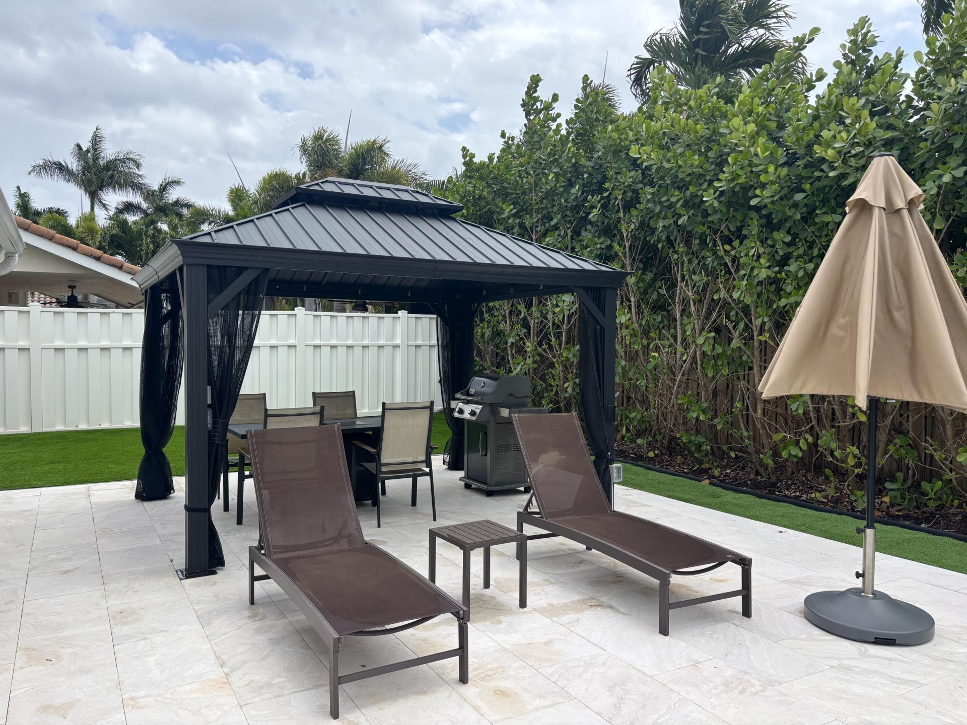 330 Sandalwood Lane, Boca Raton, FL 33487 Photo