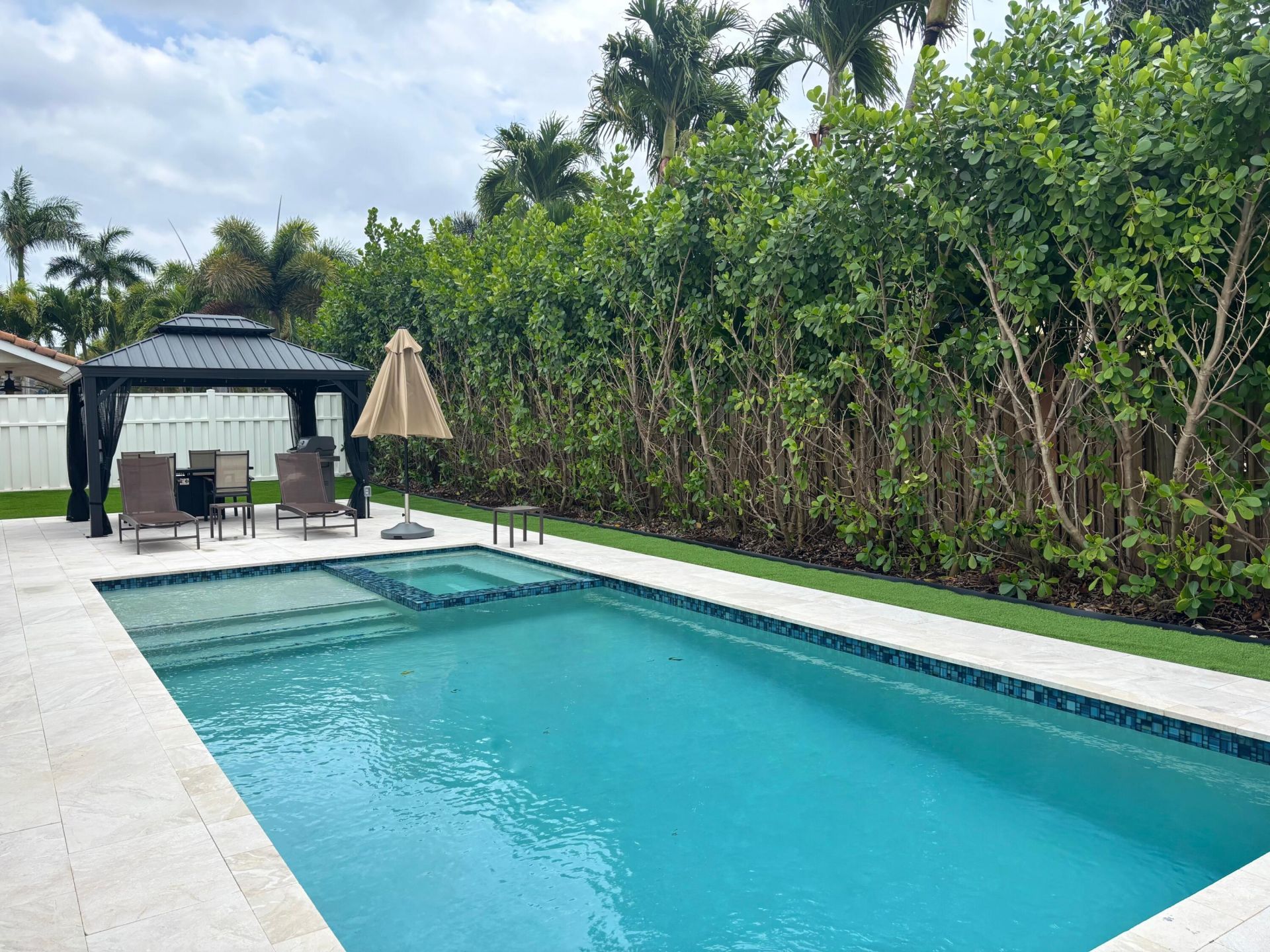 330 Sandalwood Lane, Boca Raton, FL 33487 Photo