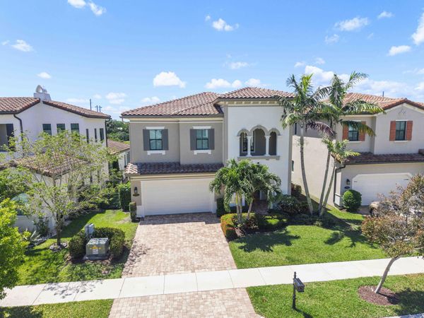 8723 Grand Prix Lane, Boynton Beach, FL 33472