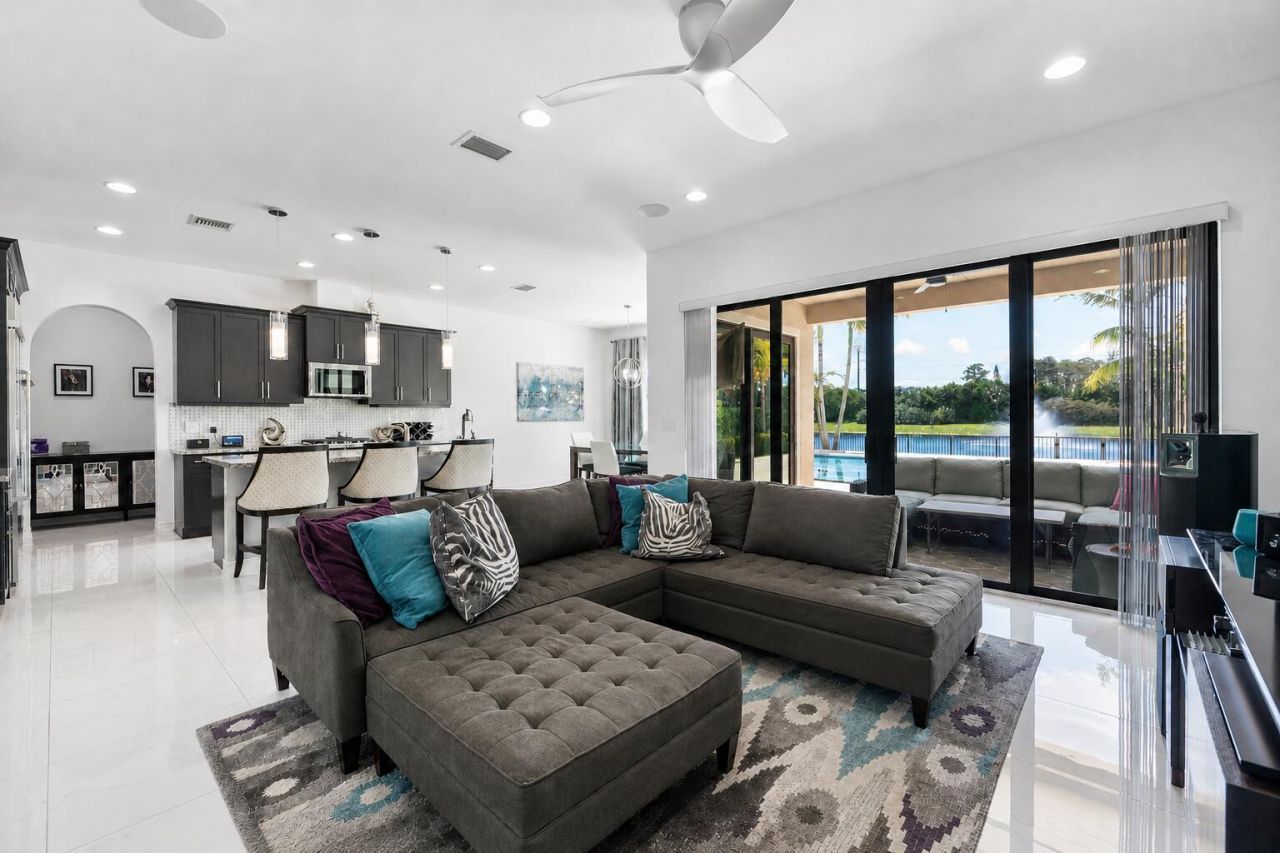 8723 Grand Prix Lane, Boynton Beach, FL 33472 Photo