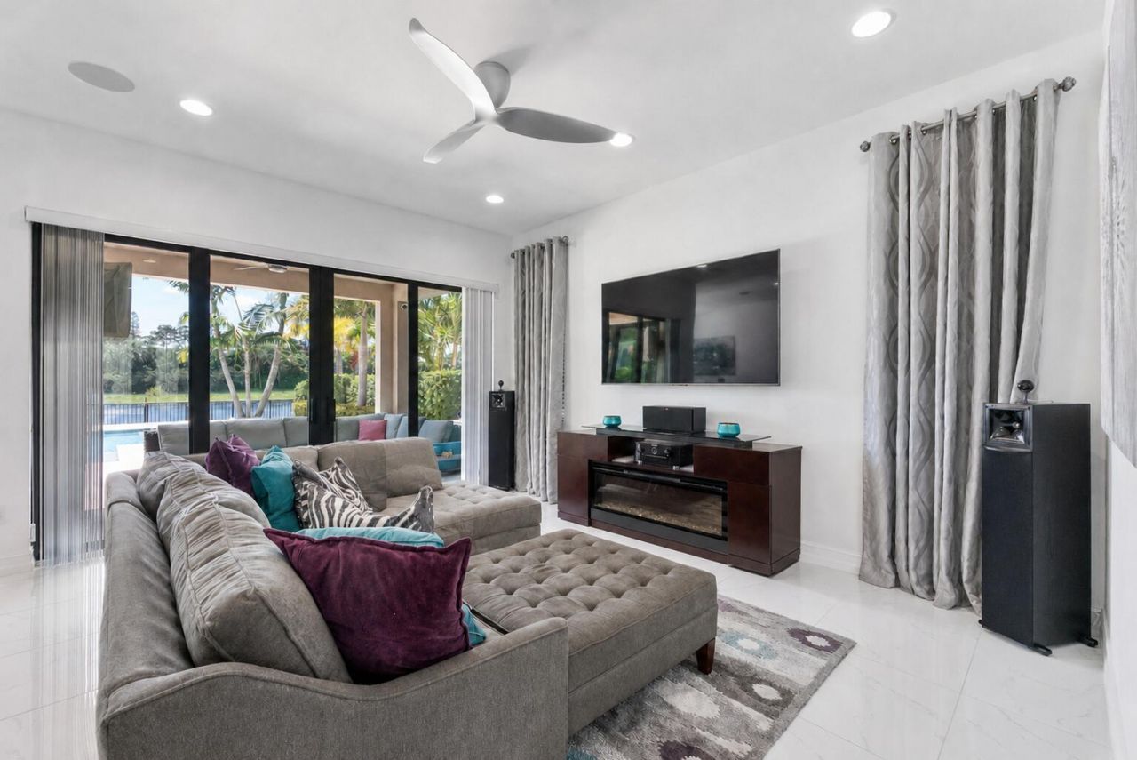 8723 Grand Prix Lane, Boynton Beach, FL 33472 Photo