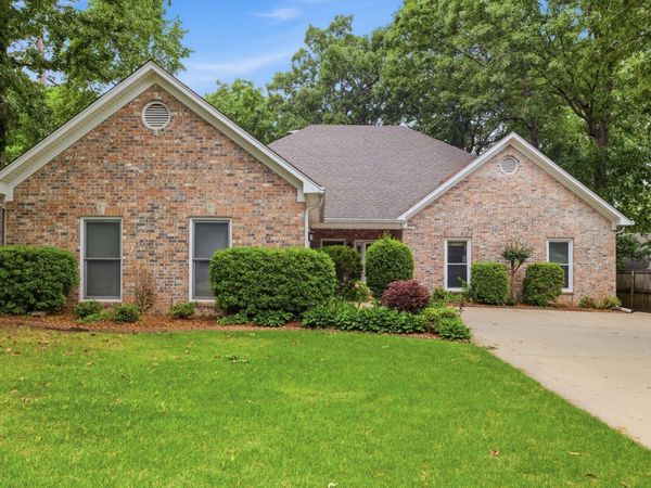 24 Aberdeen Drive, Little Rock, AR 72223
