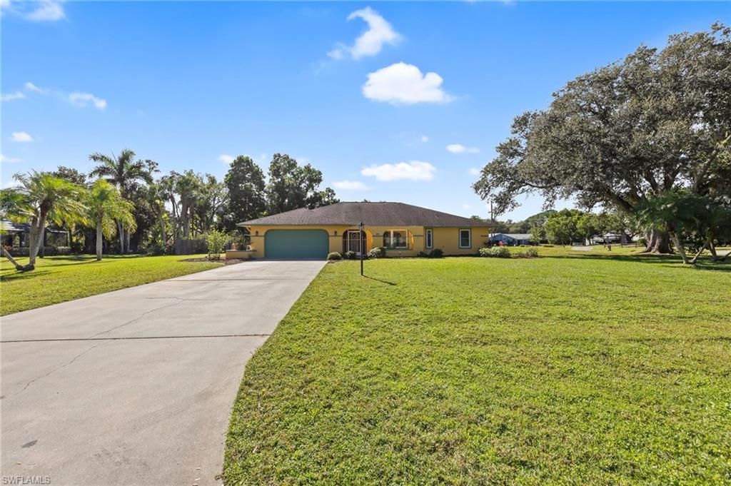 7810 Deni Dr, North Fort Myers, FL 33917 Photo