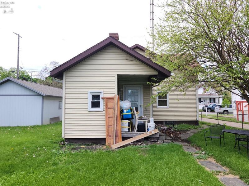 434 Camp Street, Sandusky, OH 44870 Photo 4