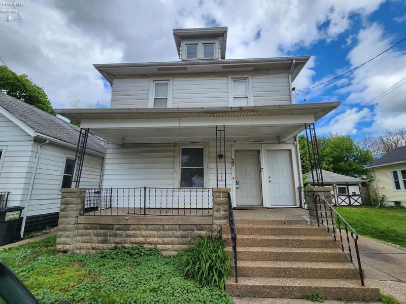 219 Center Street, Sandusky, OH 44870 Photo 2