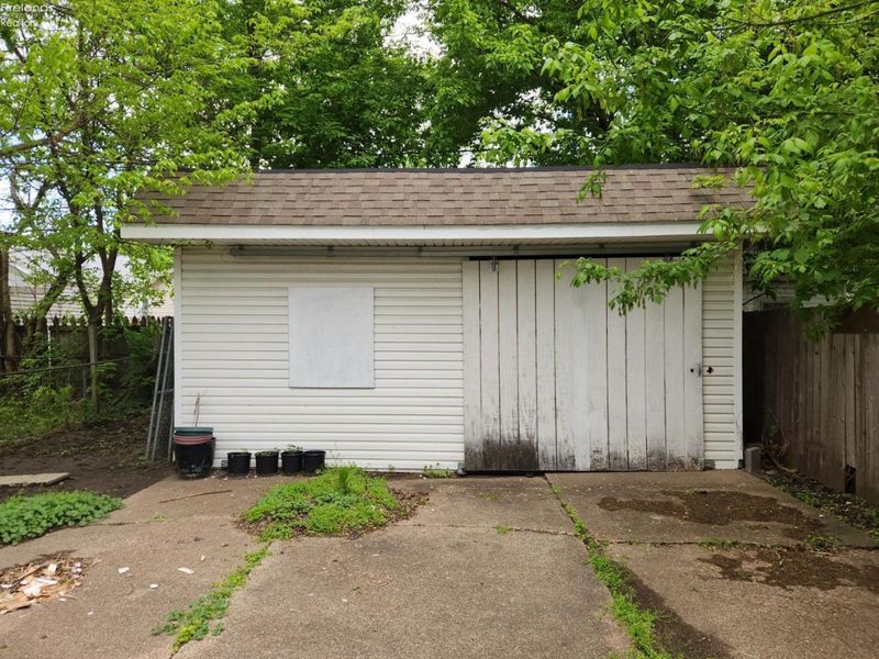219 Center Street, Sandusky, OH 44870 Photo 5