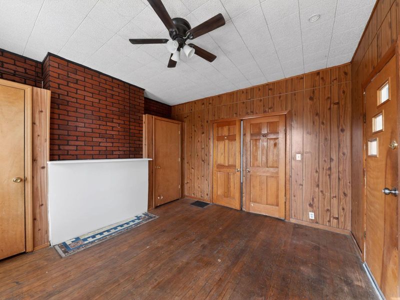 200 Maple Street , Cincinnati, OH 45216 Photo 16