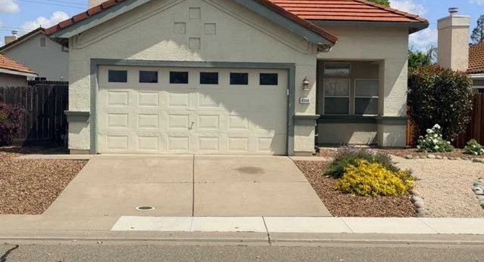 8046 Bothwell, Sacramento, CA 95829 Photo