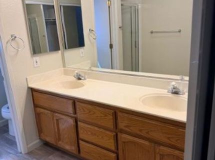 8046 Bothwell, Sacramento, CA 95829 Photo