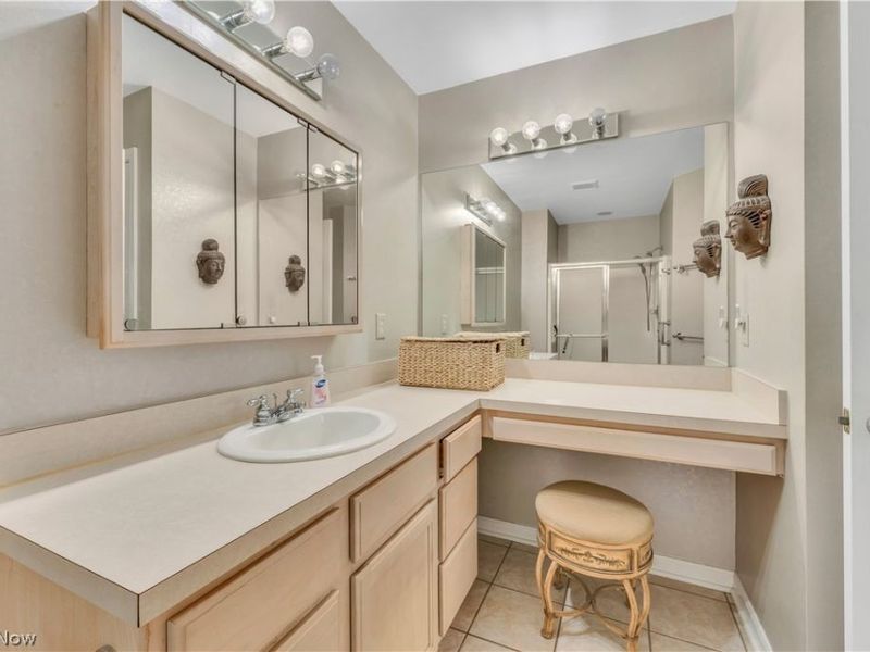 144 Royal Troon Drive SE, Warren, OH 44484 Photo 23