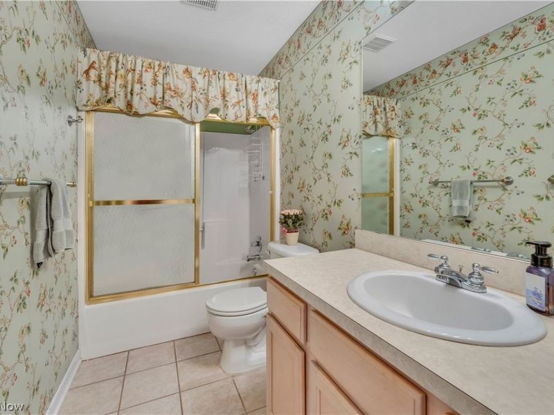 144 Royal Troon Drive SE, Warren, OH 44484 Photo 26