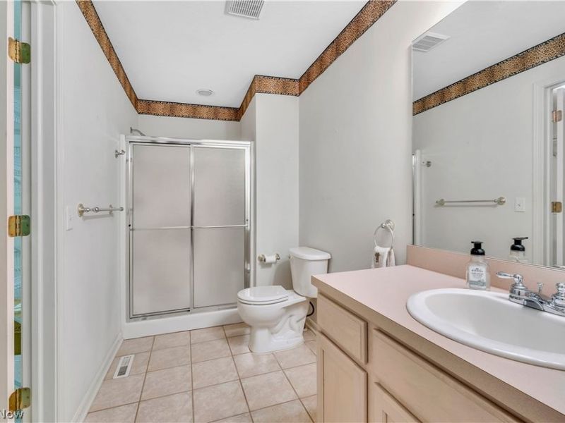 144 Royal Troon Drive SE, Warren, OH 44484 Photo 33