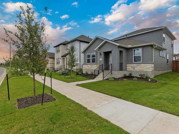 204 Flowers Ave, Unit 123, Hutto, TX 78634