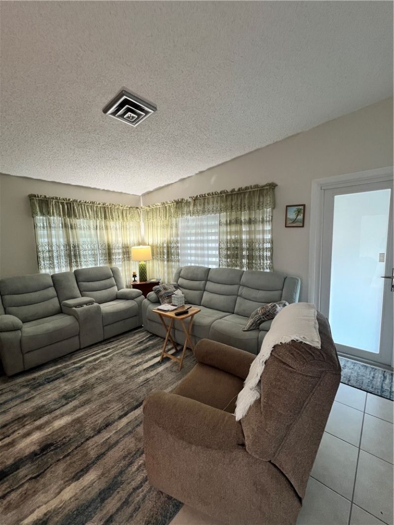 1950 Cortez Boulevard, Fort Pierce, FL 34982 Photo