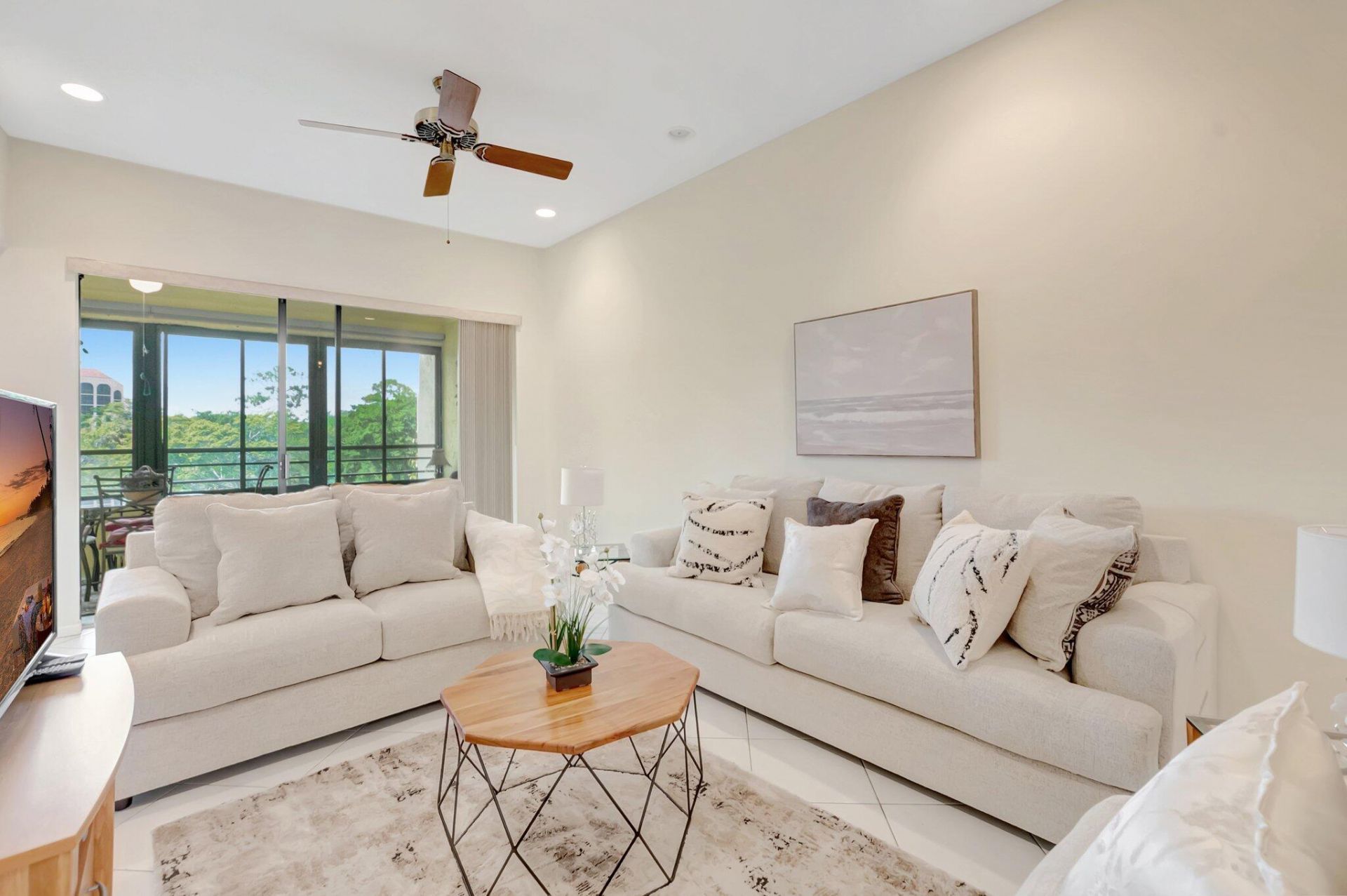 7472 La Paz Boulevard, Unit 302, Boca Raton, FL 33433 Photo