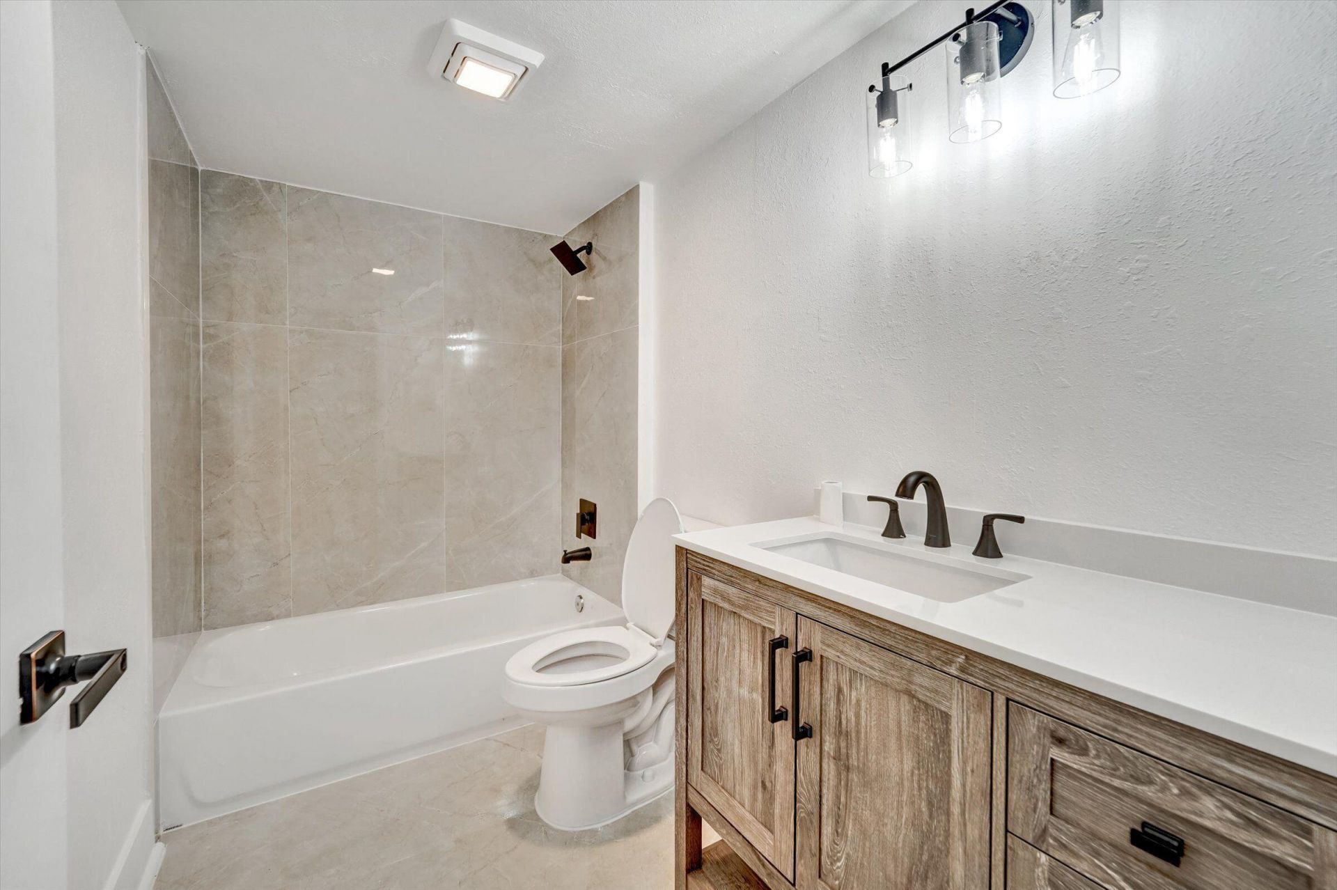 6181 Balboa Circle, Unit 303, Boca Raton, FL 33433 Photo