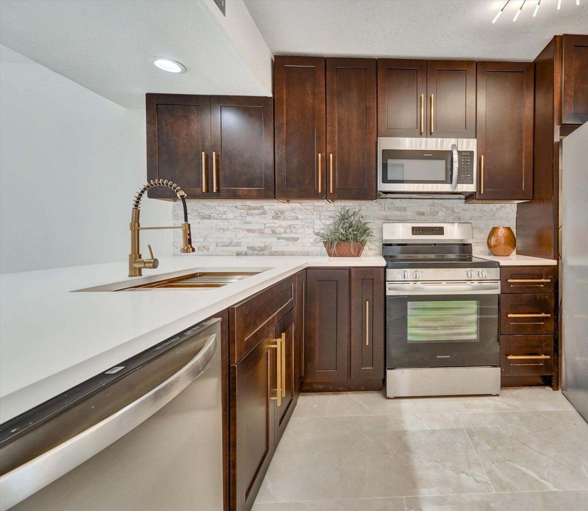 6181 Balboa Circle, Unit 303, Boca Raton, FL 33433 Photo