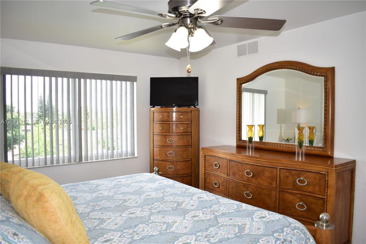 9350 Sunrise Lakes Blvd, Unit 307, Sunrise, FL 33322 Photo