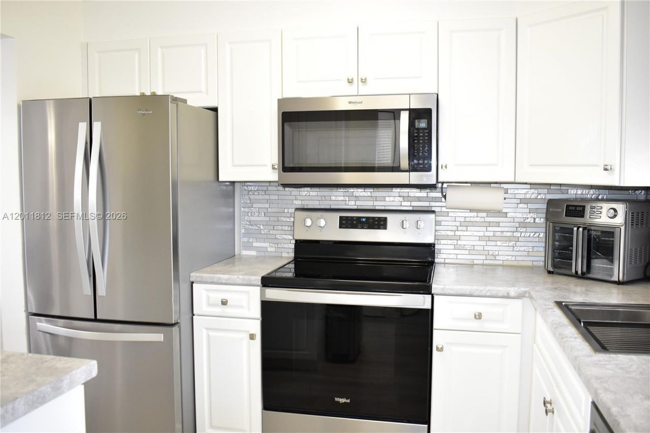 9350 Sunrise Lakes Blvd, Unit 307, Sunrise, FL 33322 Photo