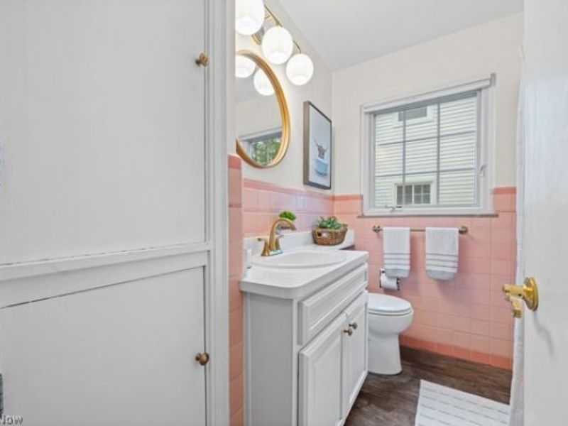 552 Lake Forest Drive, Bay Village, OH 44140 Photo 10