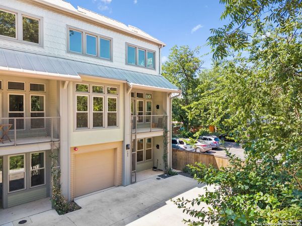 135 Cedar Street, Unit 105, San Antonio, TX 78210