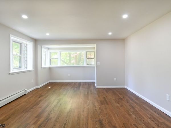285 Orchard Ter, Unit A-2, Bogota, NJ 07603